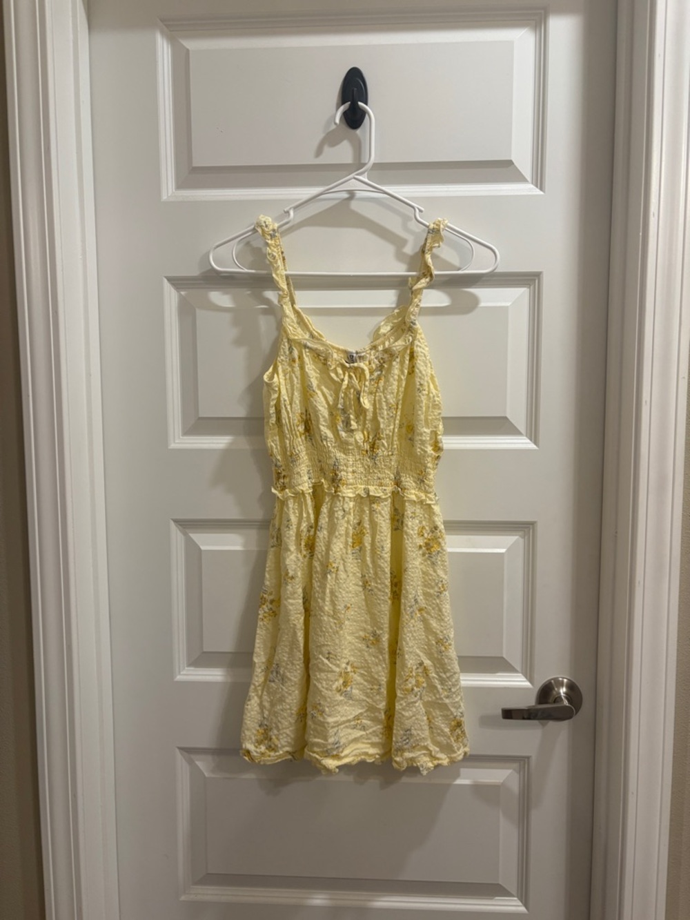 ✨H&M Butter Yellow Sundress✨